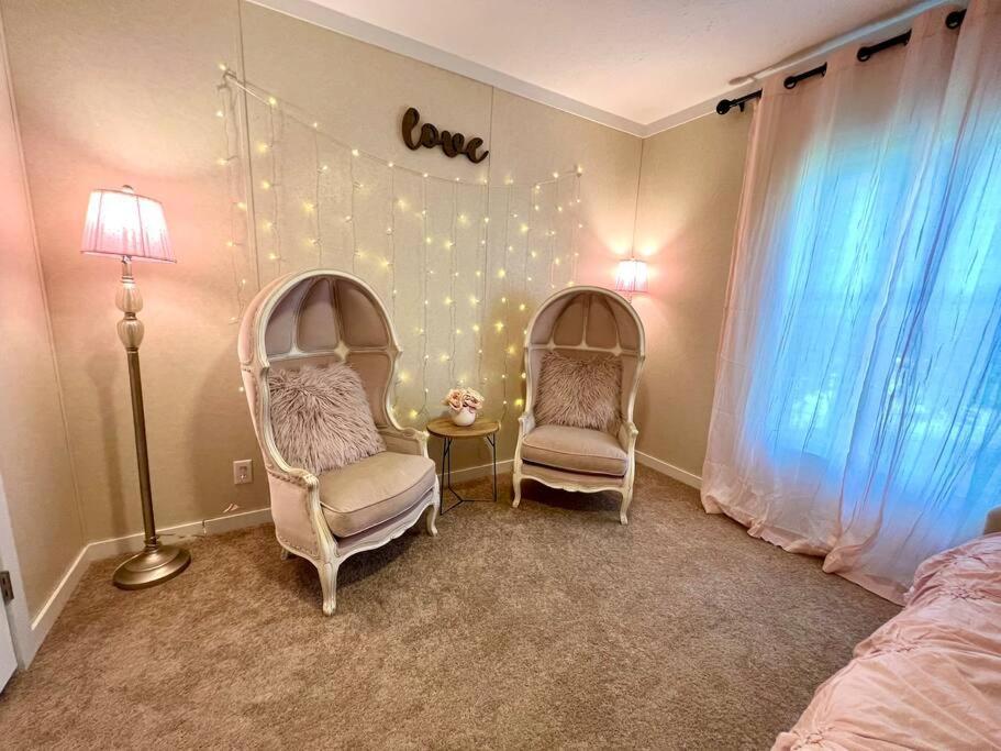 Pink Flamingo House Villa โคโค ภายนอก รูปภาพ